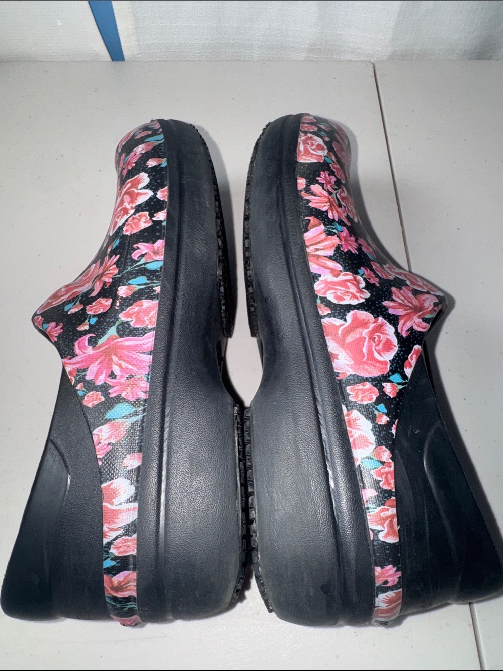 CROCS Women's Neria Pro II Clogs floral print dual comfort footbeds Size 9W - Picture 6 of 10